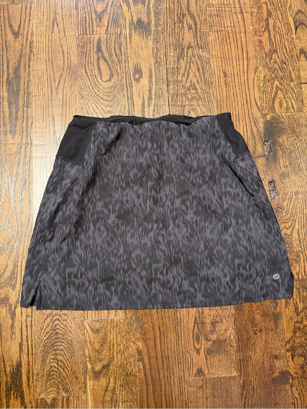 Athletic skirt